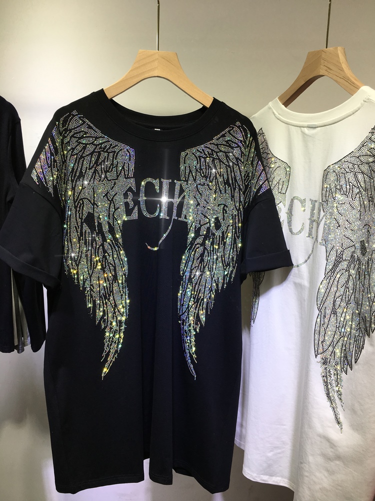 L-4XL Oversize Rhinestone Ange – Streetwear Clothing Brands recenzja i cena